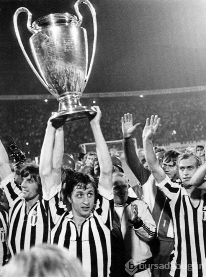 Futbolun efsanesi Cruyff'un hayatından kareler
