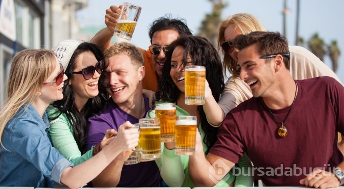 Dünyayı gezip bira içecek 3 kişi aranıyor