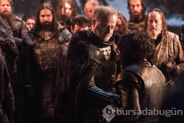 Büyücü Melisandre'den Jon Snow açıklaması
