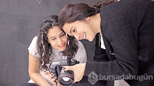 Bergüzar Korel yeni projesiyle moral verecek