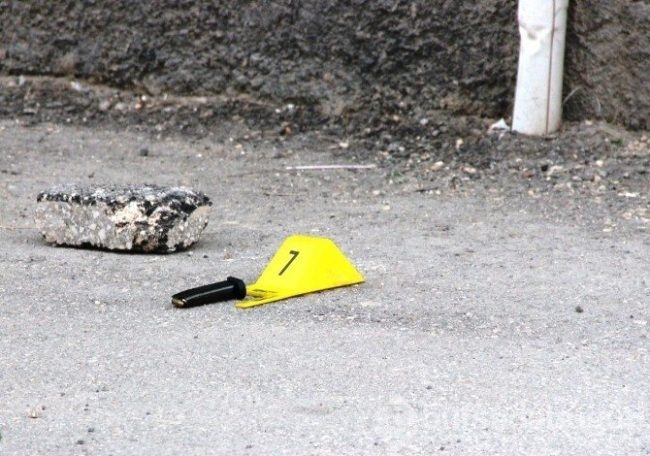 Genç kadına ağabey kurşunu!