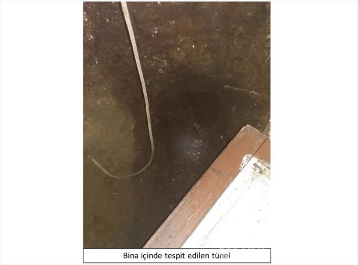Teröristler evlerin girişini böyle tuzaklamış!