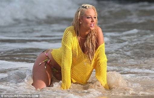 Tulisa, Dubai tatilindeki görüntüleriyle nefesleri kesti!