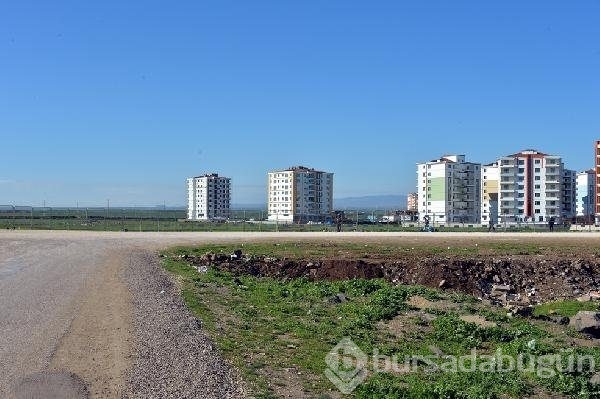 Dalgıç polisler meğer kanalizasyona bile girmiş