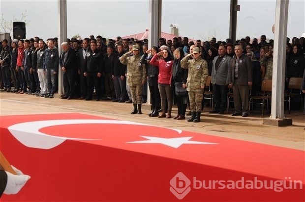 Şehit Yüzbaşı gözyaşlarıyla uğurlandı