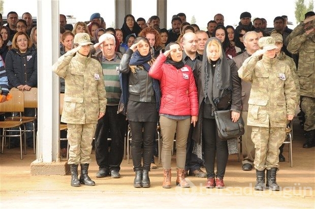 Şehit Yüzbaşı gözyaşlarıyla uğurlandı