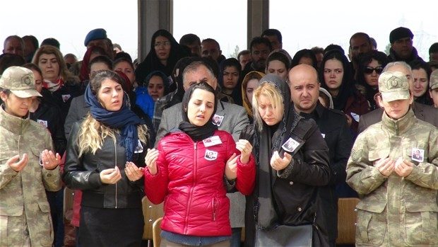 Şehit Yüzbaşı gözyaşlarıyla uğurlandı