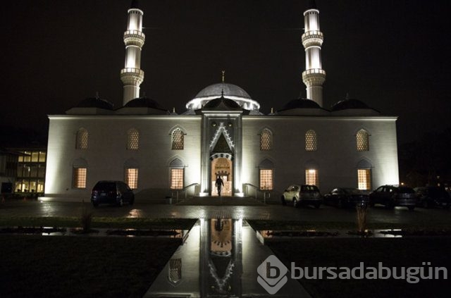 Cumhurbaşkanı Erdoğan ABD'nin ilk çift minareli camisini açacak
