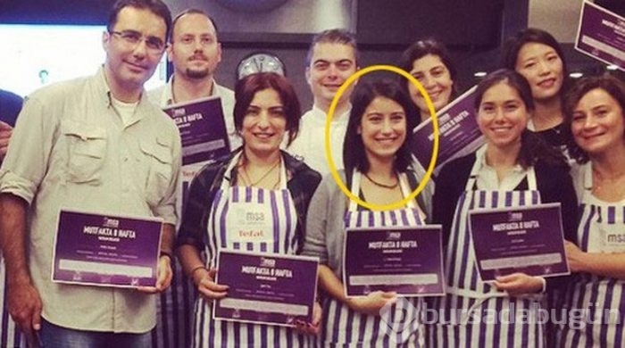 Hazal Kaya'dan sevenlerini üzecek karar