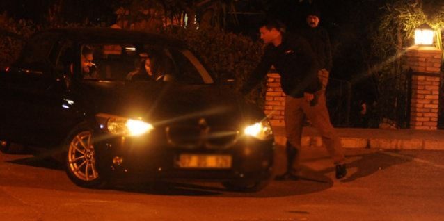 Caner Erkin sevgilisiyle yakalandı