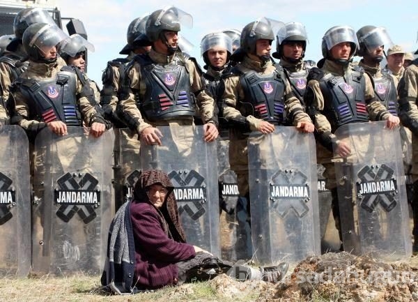 O bölgeye giriş ve çıkışlar yasaklandı!