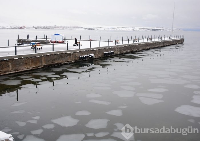 Doğu'da kar, Antalya'da deniz,kum,güneş
