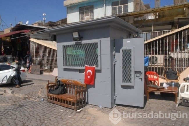 Sur'un dört bir yanına zırhlı güvenlik kulübesi yerleştirildi