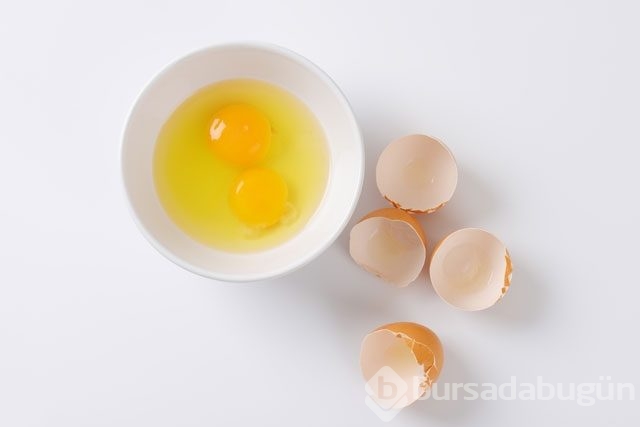 Yumurtaları buz kalıbında dondurun!
