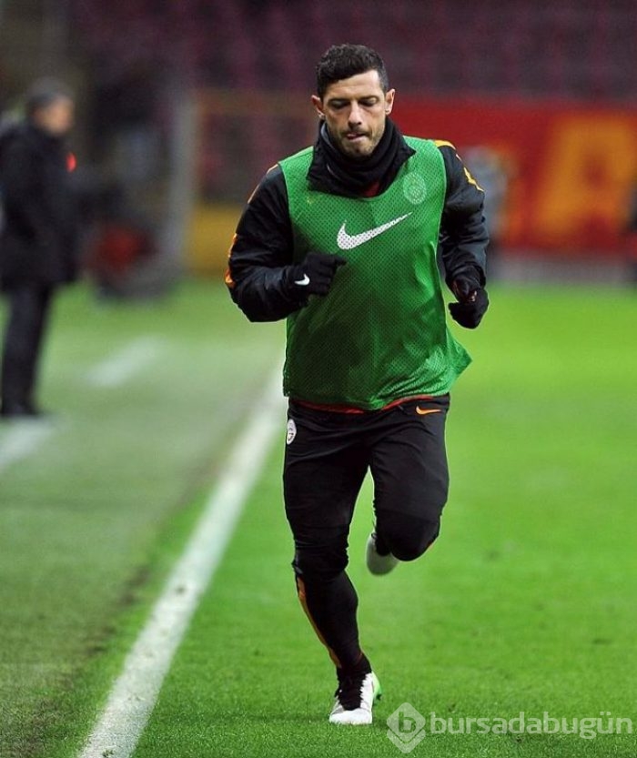 Galatasaray'da tam 8 futbolcu yolcu
