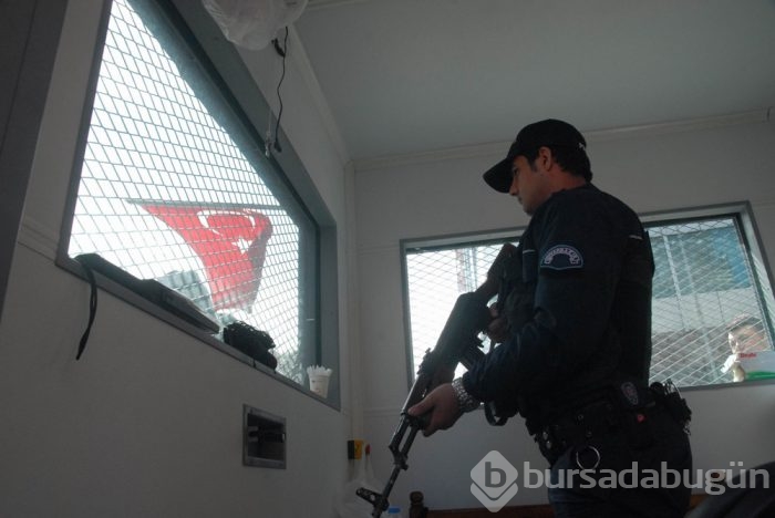 Diyarbakır'da birçok noktaya zırhlı kulübeler yerleştirildi!	