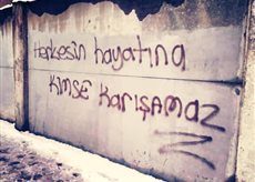 Romanlardan daha etkili ilginç duvar yazıları