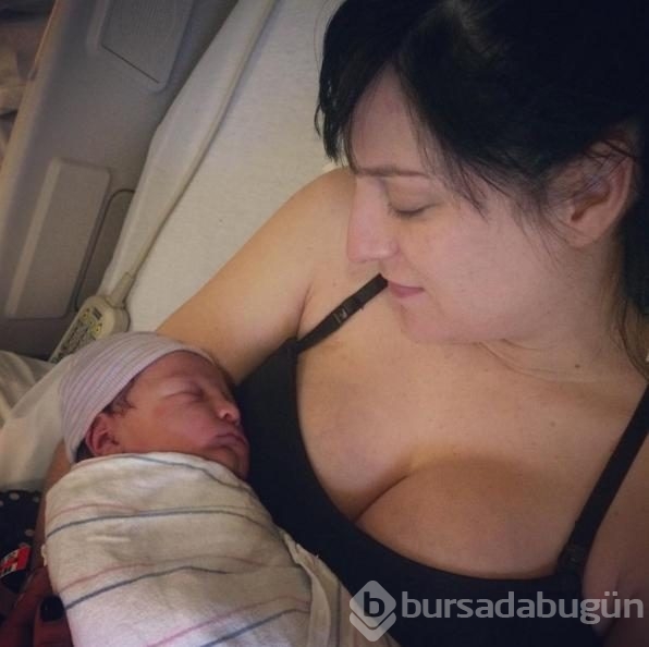 Hamileyken direk dansı tutkusundan vazgeçmeyen kadın