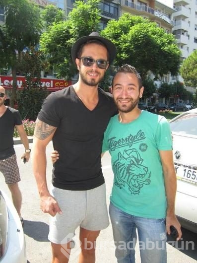Yüzlerce ünlüyle fotoğraf çektirdi