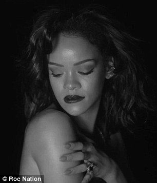 Rihanna'dan çok cüretkar klip!