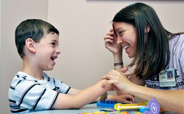 Gülümsemiyor tepki vermiyorsa tehlikeli olabilir