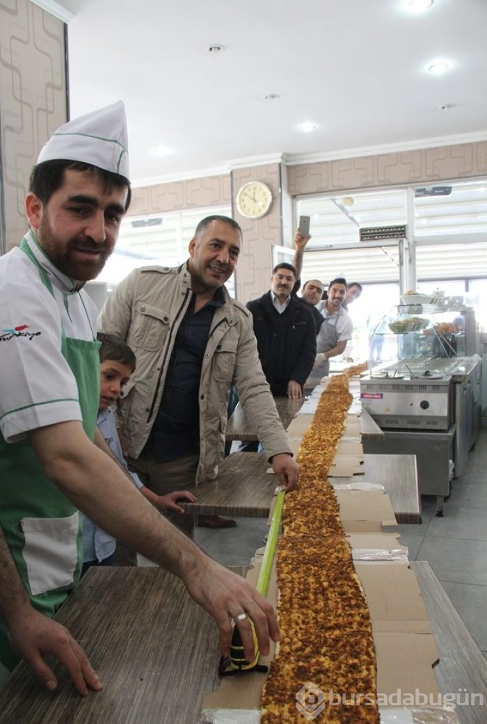 23 metrelik lahmacunla rekora koşuyorlar!