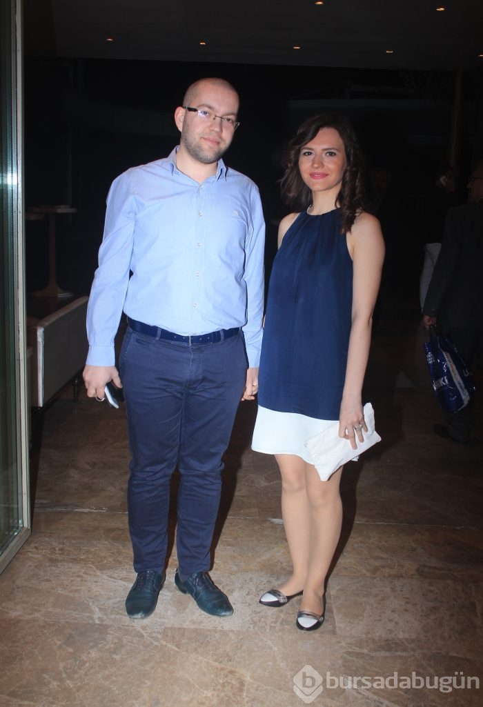 Derya Tezyaparlar ile Orkun Yılmaz nişanlandı...