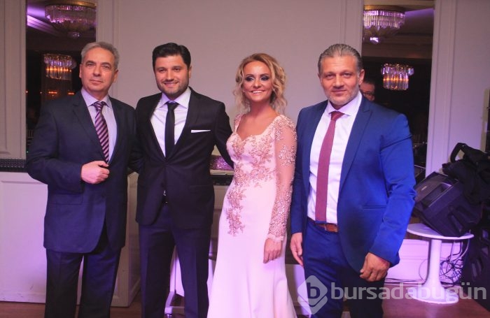 Derya Tezyaparlar ile Orkun Yılmaz nişanlandı...