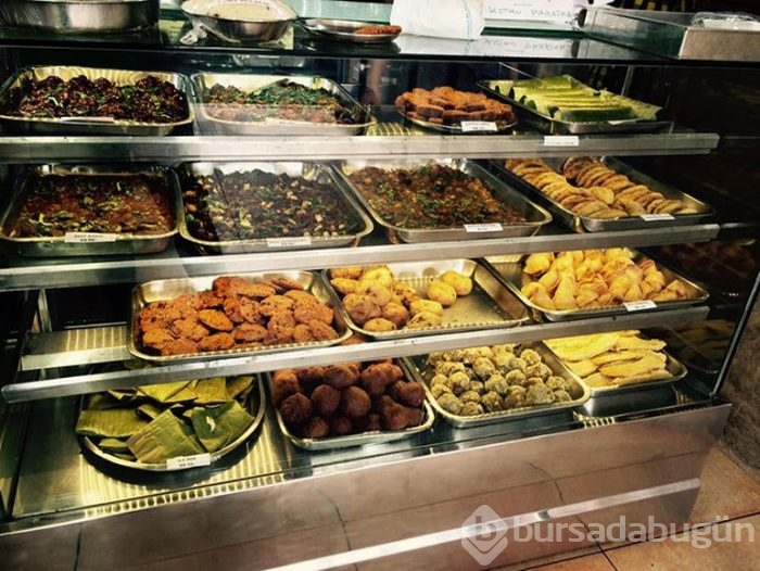 Bu restoran sokağa buzdolabı koydu, insanlık dersi verdi