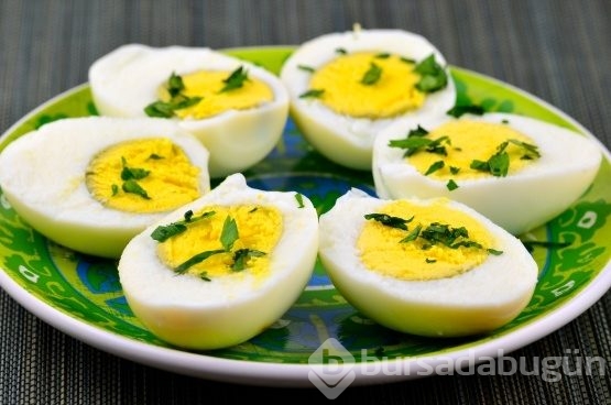 Yumurtayı çiğ sebze ile tüketirseniz...