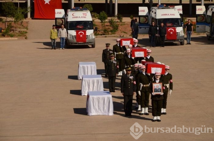 Mardin'de şehitler için tören