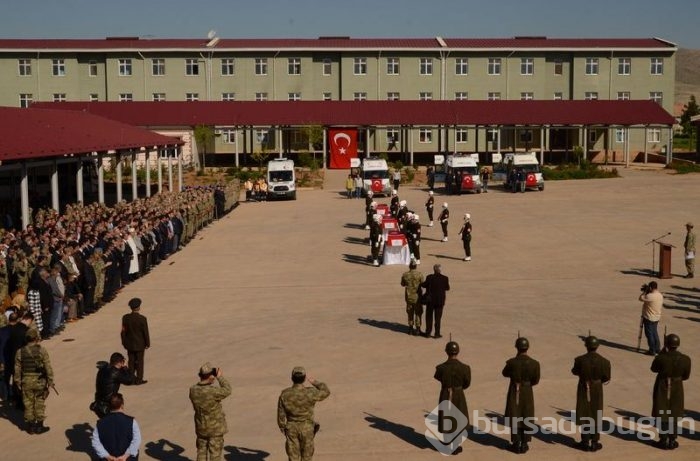 Mardin'de şehitler için tören