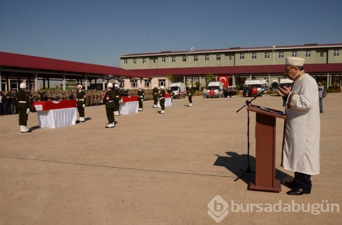 Mardin'de şehitler için tören