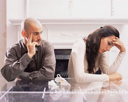 Birinin size yalan söylediğini anlamanın 10 yolu