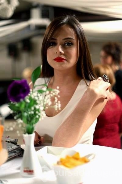 Seda Güven ve Onur Tuna evlilik müjdesini verdi