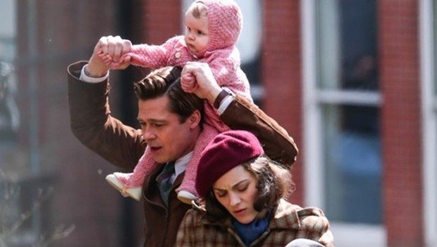 Brad Pitt bomba gibi dönüyor
