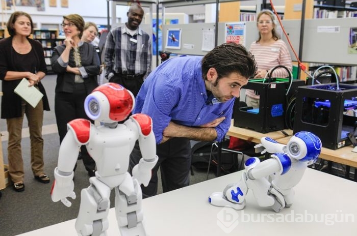 İnsanlar robotlar ile cinsel deneye sokuldu