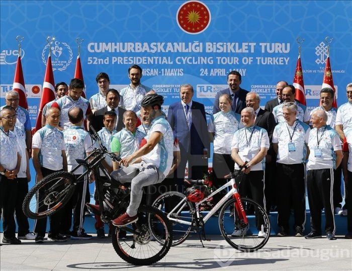 Cumhurbaşkanı Erdoğan bisiklet turnuvasının tanıtım törenine katıldı