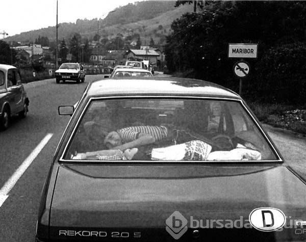 Yurt dışında yaşayan vatandaşlarımıza ait 22 tarihi fotoğrafla 'Gurbette Olmak'