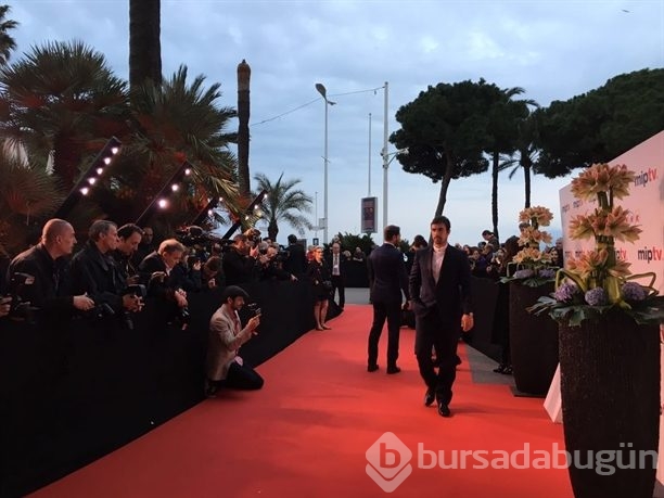 Kördüğüm Cannes'da kırmızı halıda!