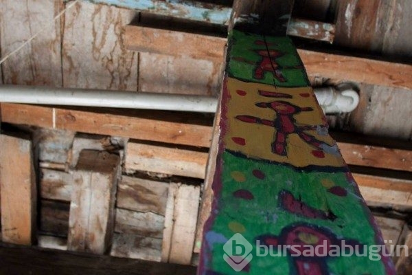  Zihinsel engelli Muhammed yaşadığı gecekonduyu 'Resim Müzesi'ne çevirdi