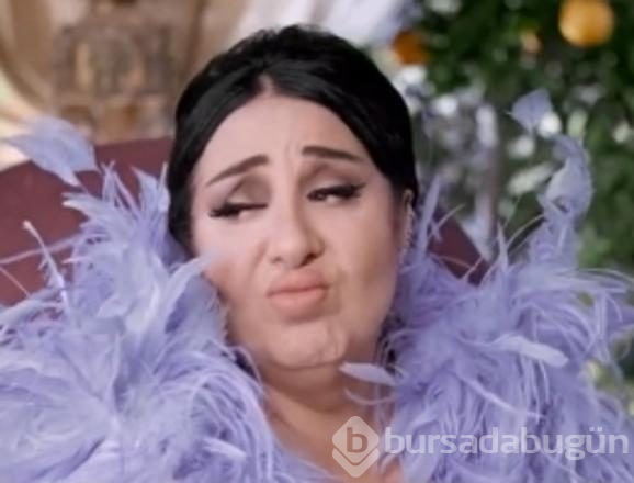 Nur Yerlitaş: Meme estetiği düşünüyorum
