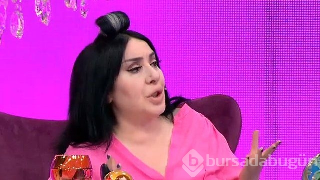 Nur Yerlitaş: Meme estetiği düşünüyorum

