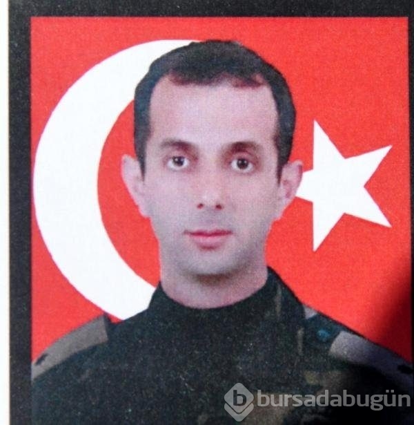 Şehidi 15 bin kişi uğurladı