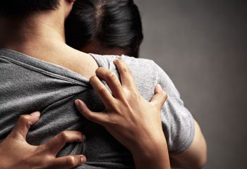 Depresyonla savaşan sevdiklerinizi anlama rehberi