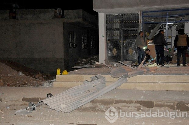Batman'da markete bombalı saldırı
