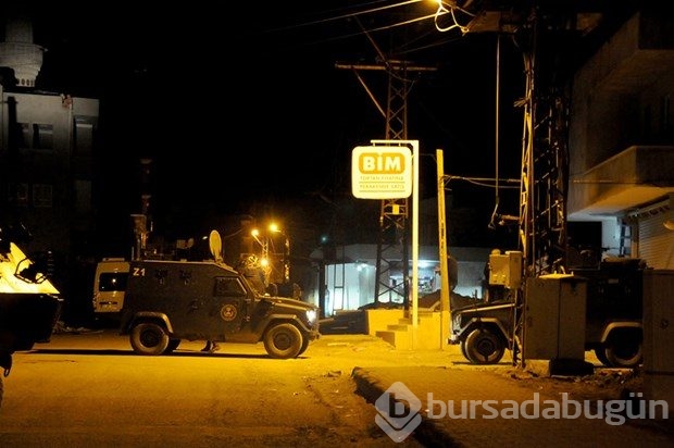 Batman'da markete bombalı saldırı
