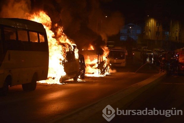 İstanbul'da 23 araç kundaklandı
