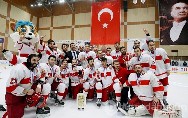 Türkiye A Milli Erkek Buz Hokeyi Takımı, IIHF Dünya Şampiyonası şampiyonu oldu
