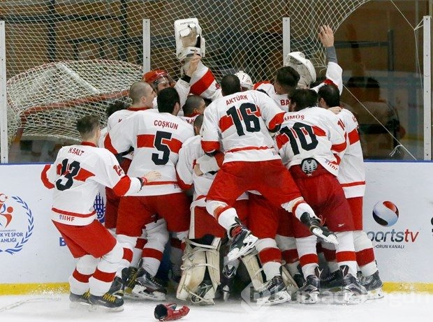 Türkiye A Milli Erkek Buz Hokeyi Takımı, IIHF Dünya Şampiyonası şampiyonu oldu
